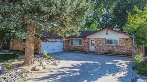 909 N Richmond Ave, Carson City, NV 89703