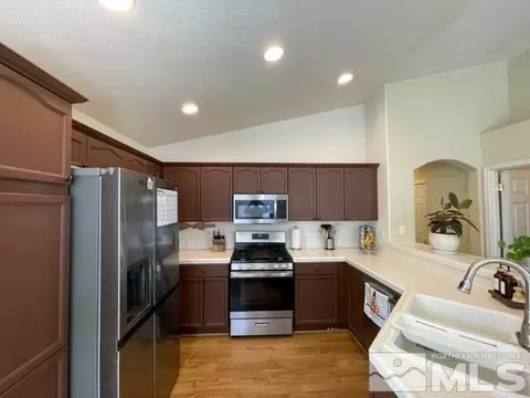 1107 Cheatgrass Dr, Dayton, NV 89403 photo 4