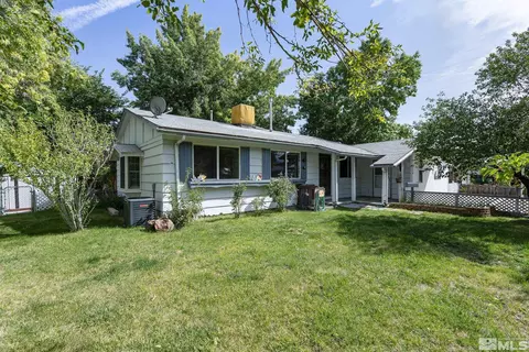 3360 Vickie Ln, Sparks, NV 89431