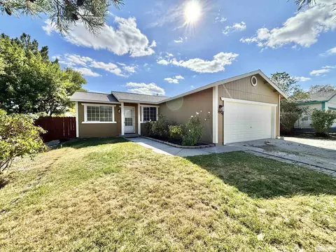 6250 W Cree Ct, Sun Valley, NV 89433