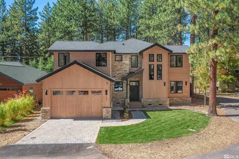 192 Cottonwood Dr, Stateline, NV 89449