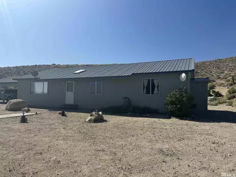 501 Corey Cyn, Hawthorne, NV 89415