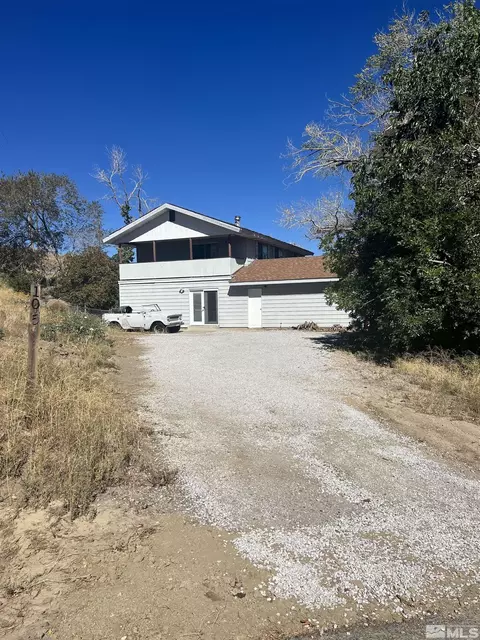 105 Cheyenne Dr, Reno, NV 89521 photo 3