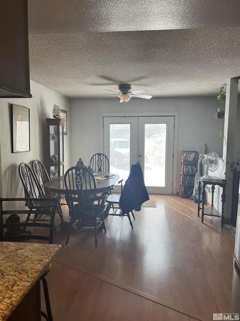 105 Cheyenne Dr, Reno, NV 89521 photo 8