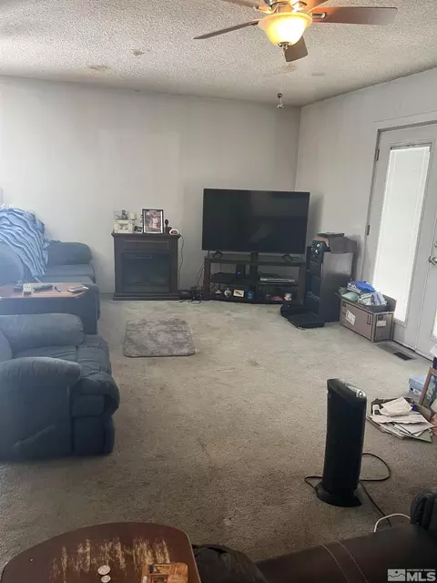 105 Cheyenne Dr, Reno, NV 89521 photo 7