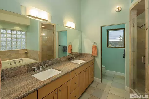22010 Panhandle, Reno, NV 89521 photo 12