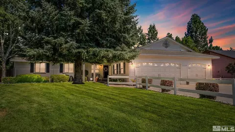 8229 Rocky Meadow Cir, Reno, NV 89511