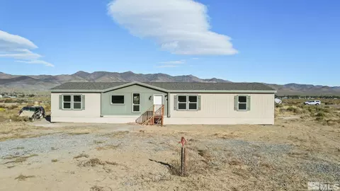 24 Kelsey Ct, Dayton, NV 89403