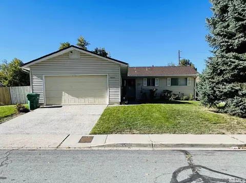 3501 Nowlin Ln, Sparks, NV 89431