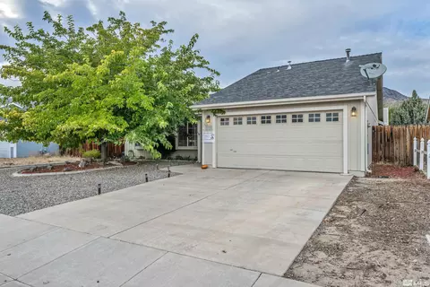206 Corral Dr, Dayton, NV 89403