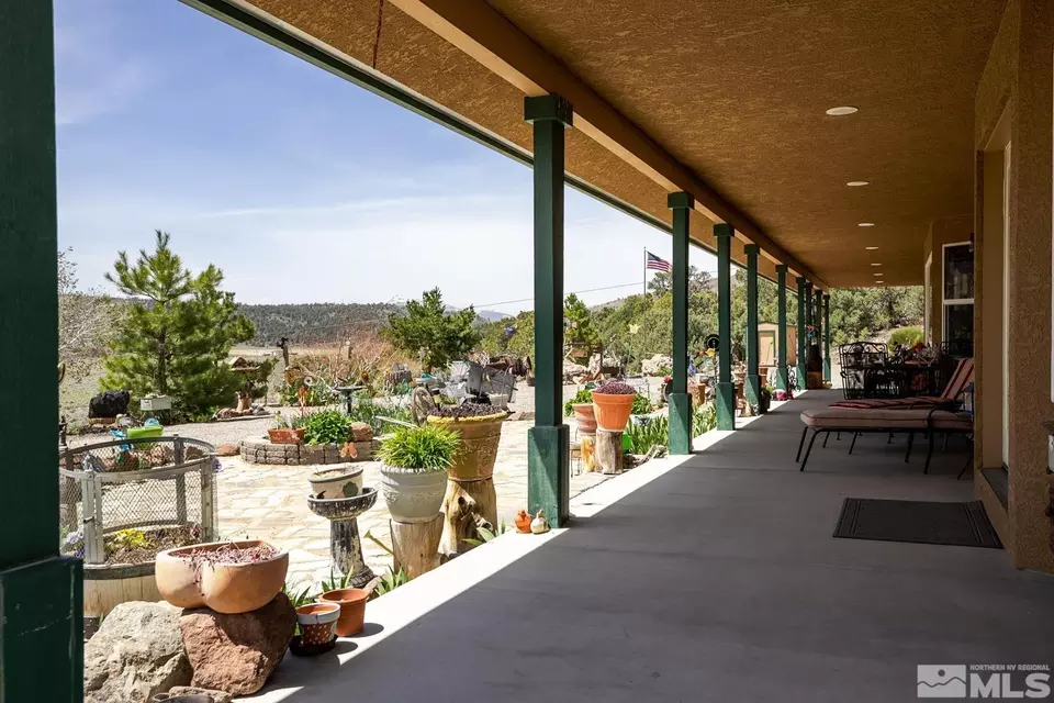 2565 Leviathan Mine, Gardnerville, NV 89410 34 Photos Movoto