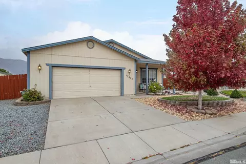 17825 Davenport Ln, Reno, NV 89508
