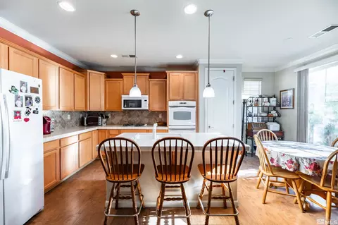 7320 Windswept Loop, Sparks, NV 89436 photo 5