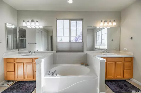 7320 Windswept Loop, Sparks, NV 89436 photo 12