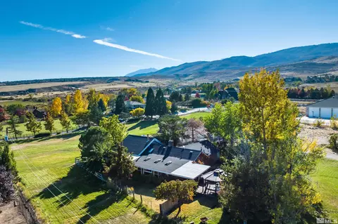 4000 Lone Tree Ln, Reno, NV 89511