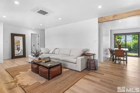 215 Neilson Rd, Reno, NV 89521 photo 4