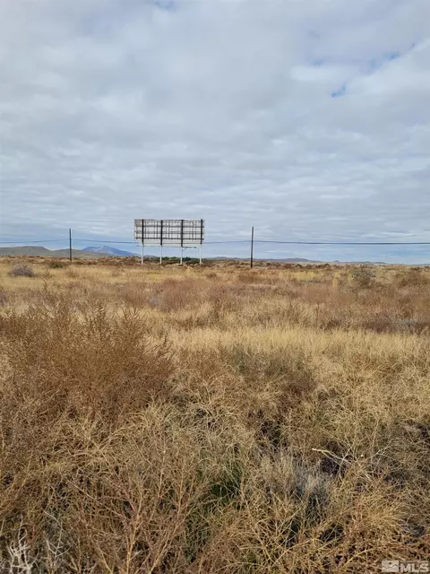 5665 W Rose Creek Rd, Winnemucca, NV 89445