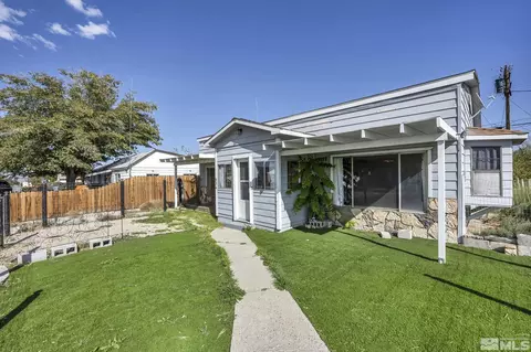 634 G St, Hawthorne, NV 89415
