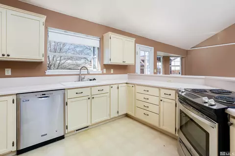 1276 Green Valley Dr, Fallon, NV 89406 photo 7