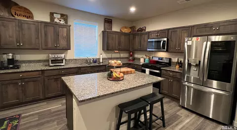 914 Garden Ct, Carson City, NV 89705