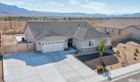 181 Snow Ln, Dayton, NV 89403