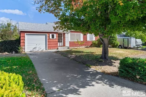 1702 Harold Dr, Reno, NV 89503 photo 5