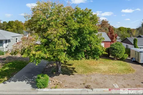 1702 Harold Dr, Reno, NV 89503 photo 8