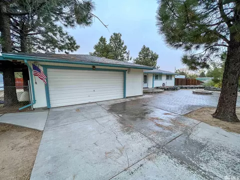 4080 Hillview Dr, Carson City, NV 89701
