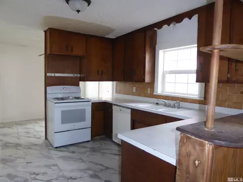 1015 Bell Ave, Ely, NV 89301 photo 7