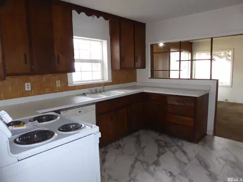 1015 Bell Ave, Ely, NV 89301 photo 8