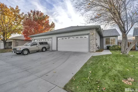 3084 Doubletree Ln, Carson City, NV 89701