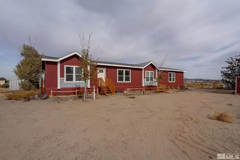 3120 E 4th St, Silver Springs, NV 89429