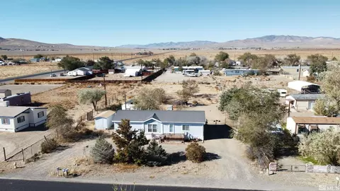 3907 Amber St, Silver Springs, NV 89429