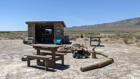 01549012 Bombing Range Rd, Lovelock, NV 89419