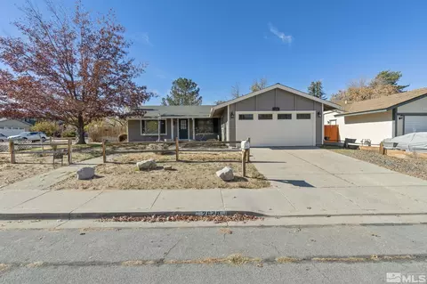 2640 Woodcrest Ln, Carson City, NV 89701