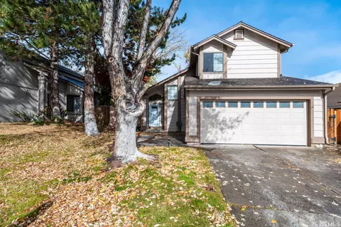 5895 Shadow Park Dr, Reno, NV 89523