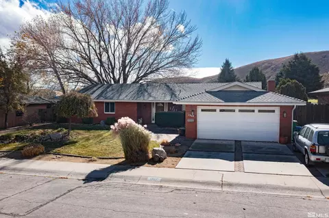 1307 Angels Camp Dr, Carson City, NV 89703