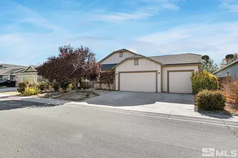 1005 Aster Ln, Fernley, NV 89408