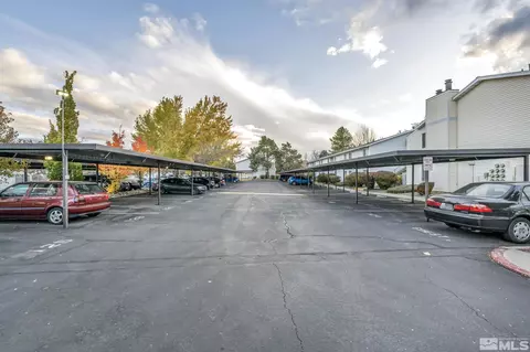 1557 Delucchi Ln, Reno, NV 89502