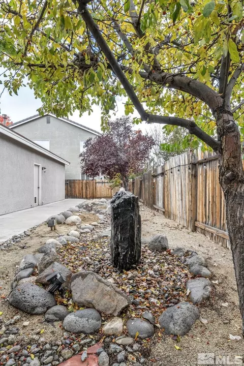 1619 Mountain Ln, Reno, NV 89521 photo 15
