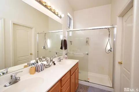 10025 Hampton Park Dr, Reno, NV 89521 photo 17