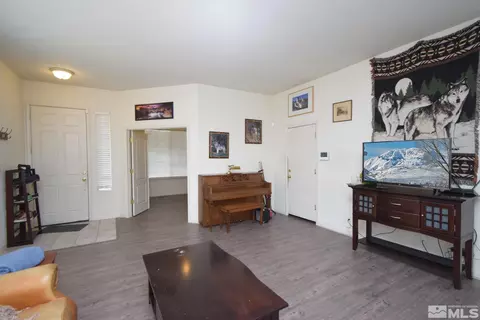 10025 Hampton Park Dr, Reno, NV 89521 photo 6
