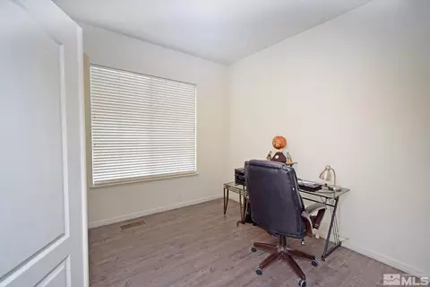 10025 Hampton Park Dr, Reno, NV 89521 photo 10