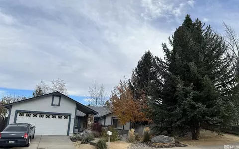 1700 Hanover Dr, Reno, NV 89523