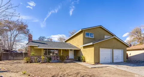 711 Desert View Ct, Sparks, NV 89434