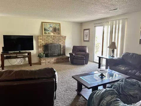 3020 Chavez, Reno, NV 89502 photo 4