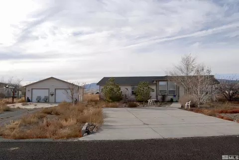 6265 Andersen Ln, Stagecoach, NV 89429