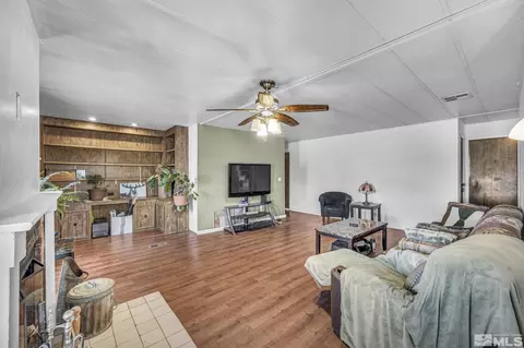 560 Thornbird Dr, Fallon, NV 89406 photo 4
