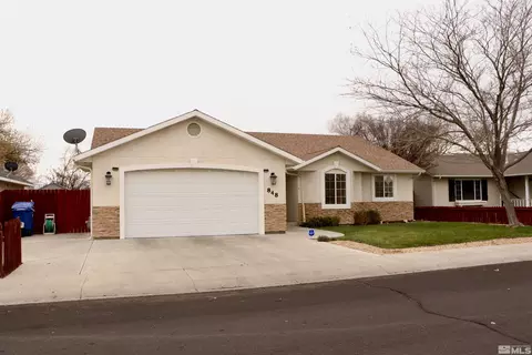 848 Augusta Ln, Fallon, NV 89406 photo 2