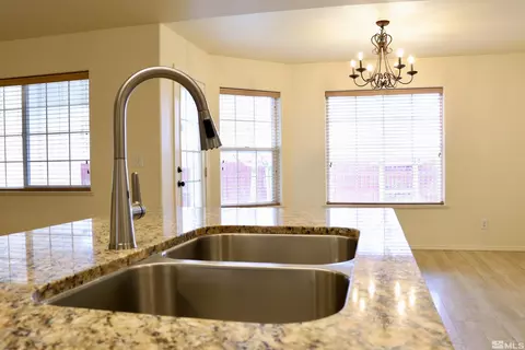 848 Augusta Ln, Fallon, NV 89406 photo 5